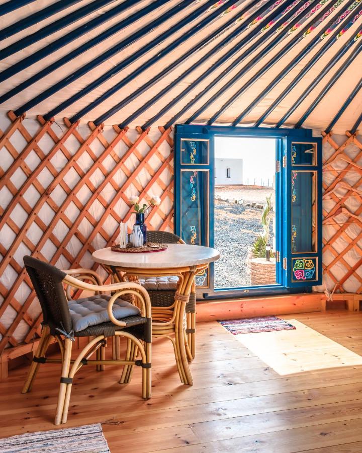 Vinero Hotell Ajuy Exteriör bild